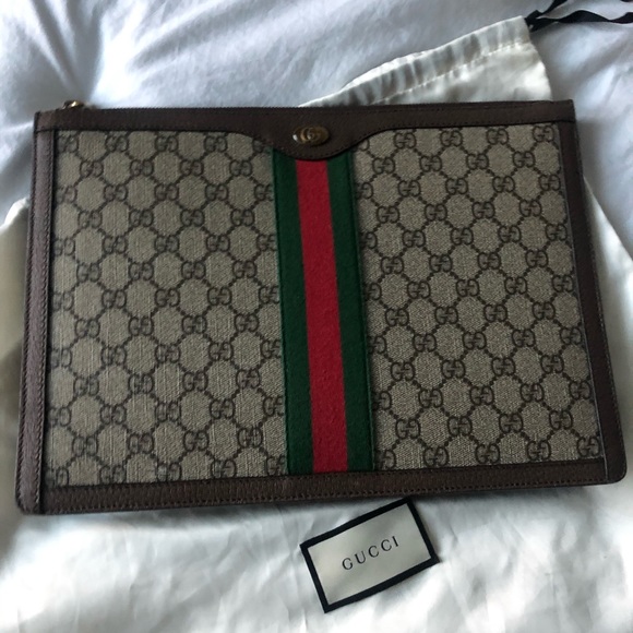 gucci supreme portfolio